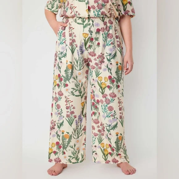 Cider Floral Robe and Pants Set - Picture 2 of 15